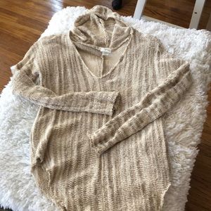 Women’s light hoodie sweater